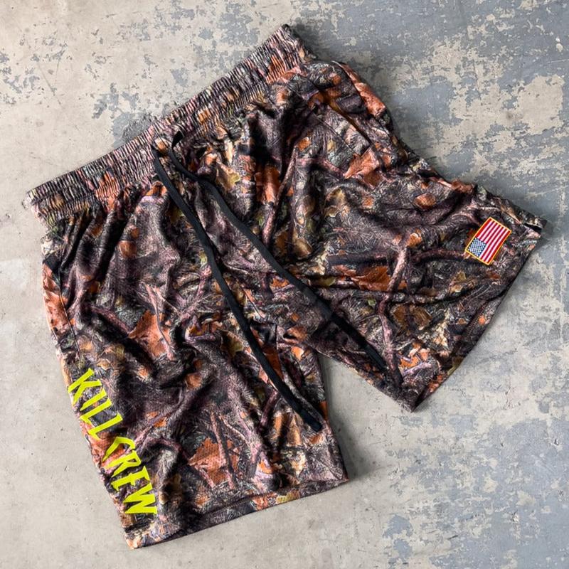 EMBROIDERED FLAG SHORTS - CAMO   GREEN Menswear Pocket