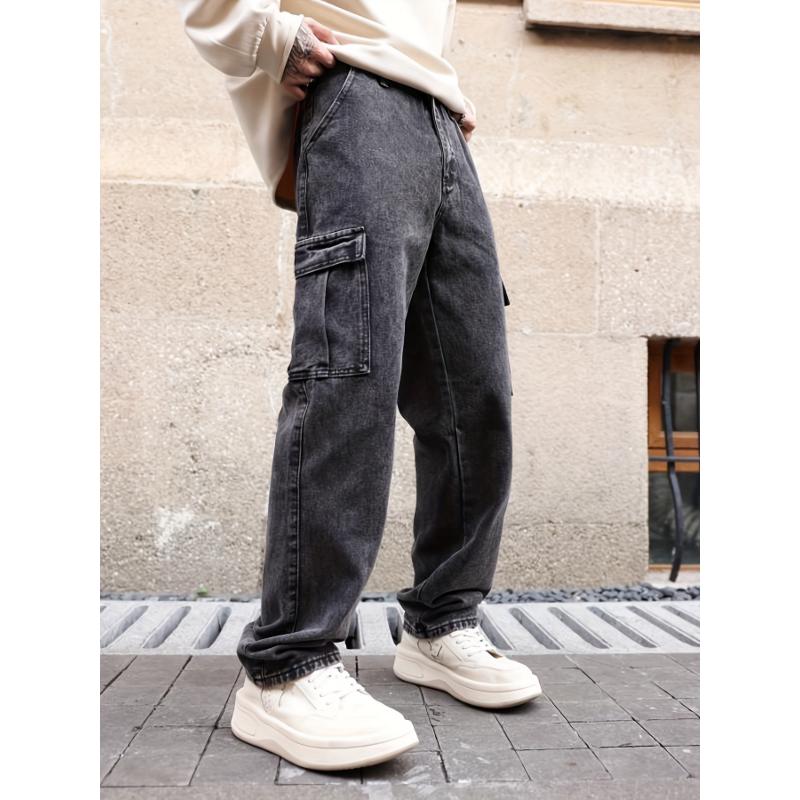 Mens Stylish Cargo Jeans - Comfortable Loose Fit with Versatile Pockets - Ideal for Casual Everyday Wear